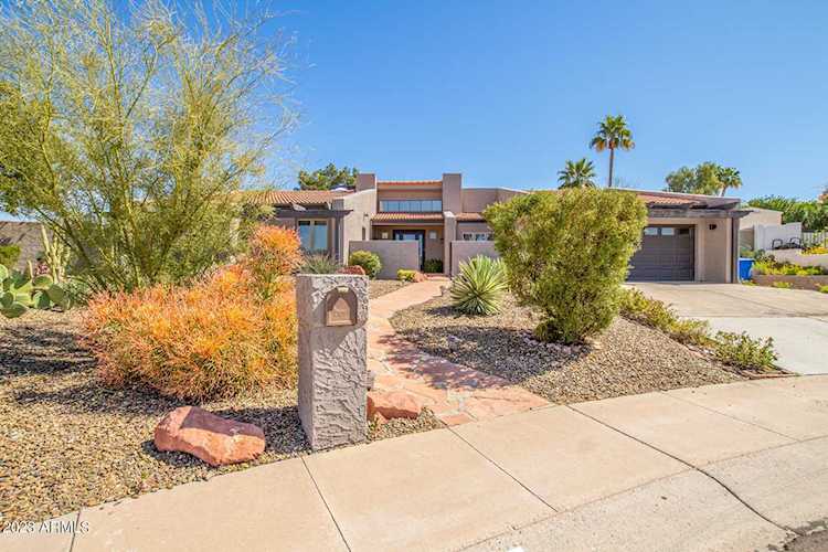 15627 N 8th Street Phoenix, AZ 85022 | MLS 6538288 Photo 1