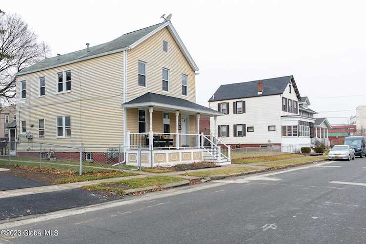 817 4th Ave Watervliet, NY 12189 | MLS 202310199 Photo 1