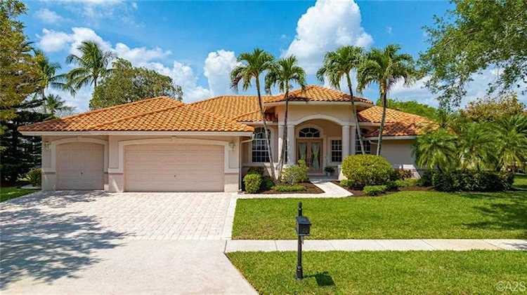 7035 NW 66th Ter Parkland, FL 33067