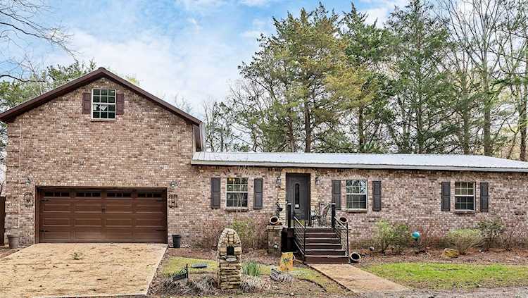 987 Collier Rd Starkville, MS 39759