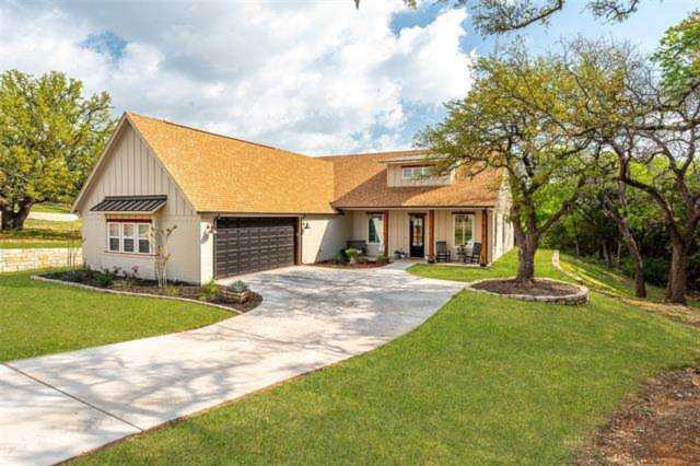 166 Helton Granbury, TX 76049