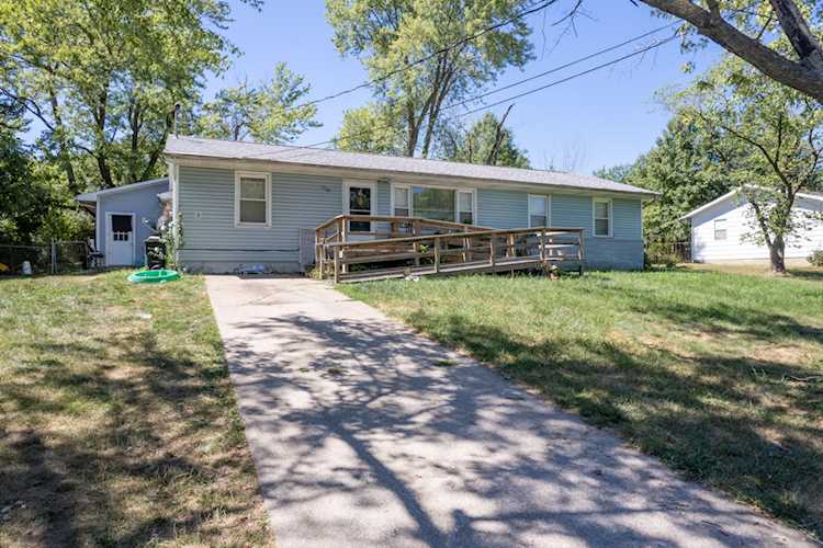 1115 N Crump LN Columbia, MO 65202