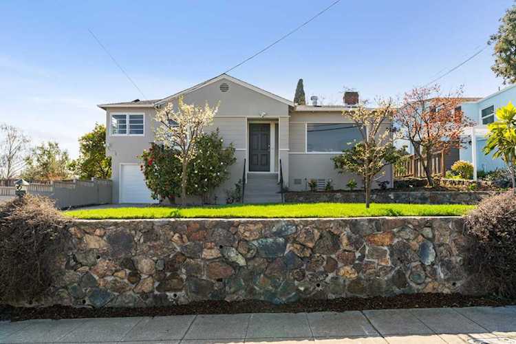 56 Alameda De Las Pulgas Redwood City, CA 94062