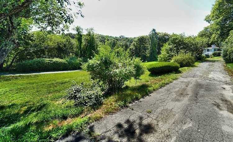 113 Warren Ave Plymouth, MA 02360
