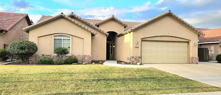 1540 W San Lucia Ave Porterville, CA 93257 | MLS 222865 Photo 1