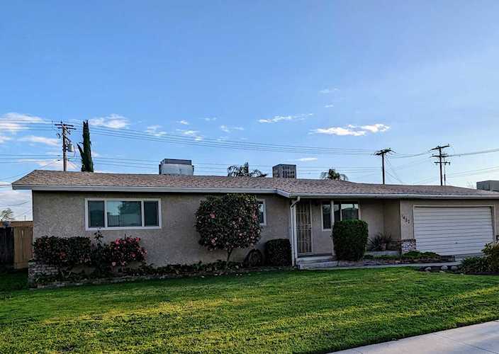 1427 E Stockham Ave Tulare, CA 93274 | MLS 222853 Photo 1