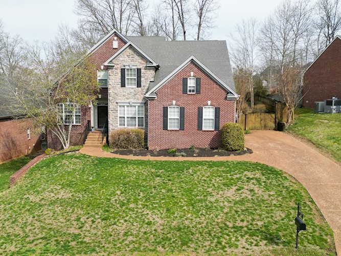 106 Windham Dr Hendersonville, TN 37075 | MLS 2494258 Photo 1