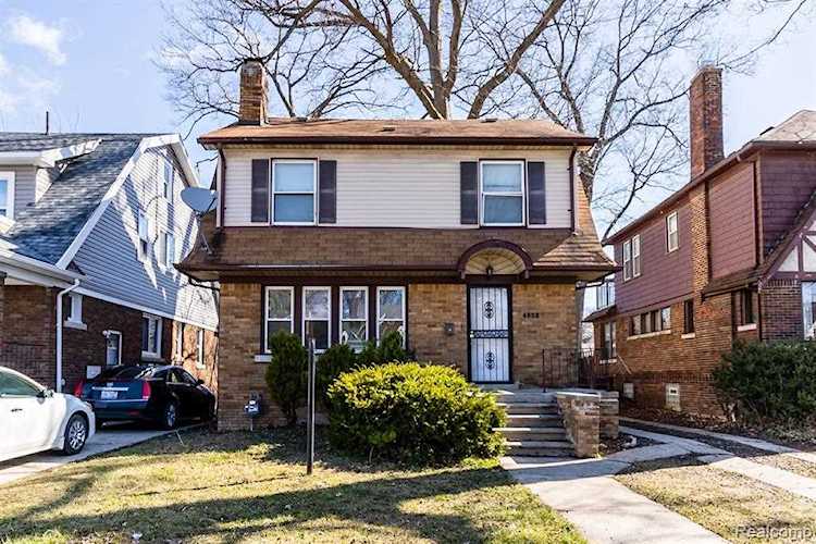 4850 Courville St Detroit, MI 48224