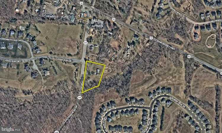 24118 Trailhead Dr Aldie, VA 20105