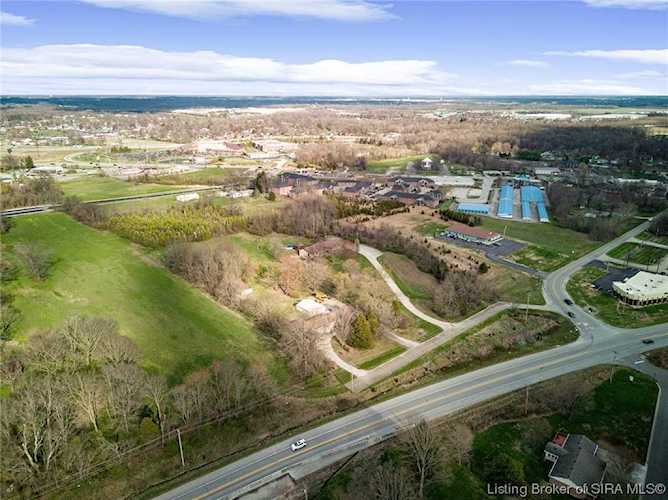 8890 Old State Road 60 Sellersburg, IN 47172 MLS 202306649