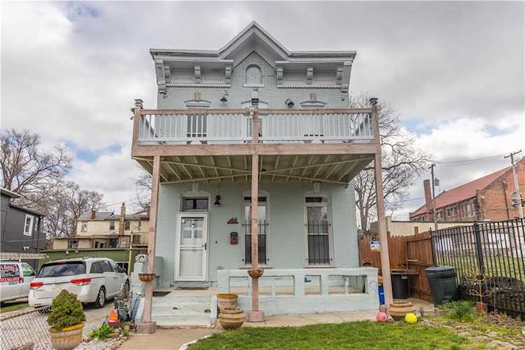 621 Forest Ave Kansas City, MO 64106 | MLS 2428119 Photo 1