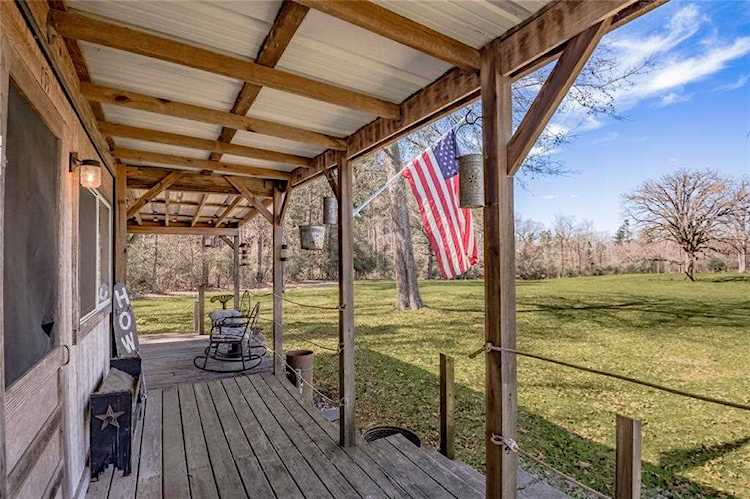 4563 Forest Service Rd 511-1 Kennard, TX 75847