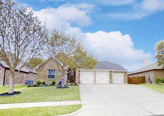 517 Sterling Drive Benbrook, TX 76126