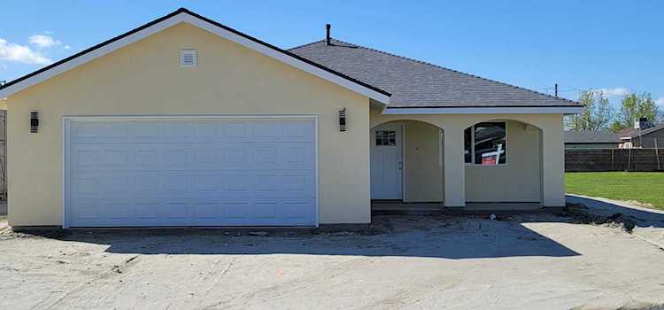 2023 Lorina Ave Corcoran, CA 93212