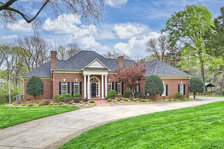 3619 English Garden Dr Charlotte, NC 28226