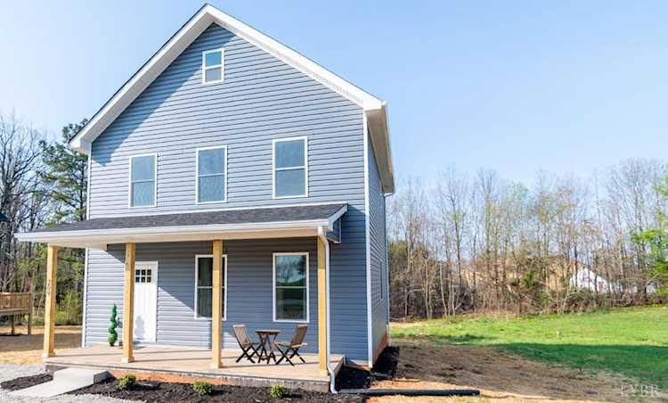 209 Marysville Rd Altavista, VA 24517