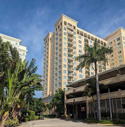 750 N Tamiami Trl #918 Sarasota, FL 34236