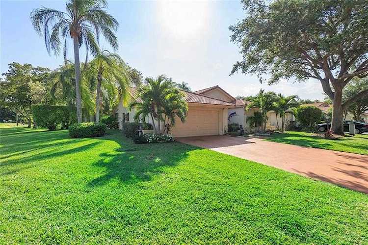 8521 Leeway Ln Boynton Beach, FL 33436