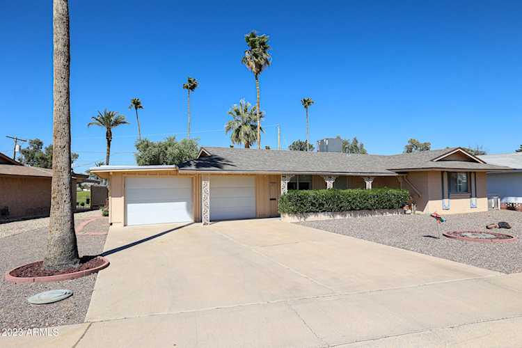 11810 N Hillcrest Drive Sun City, AZ 85351