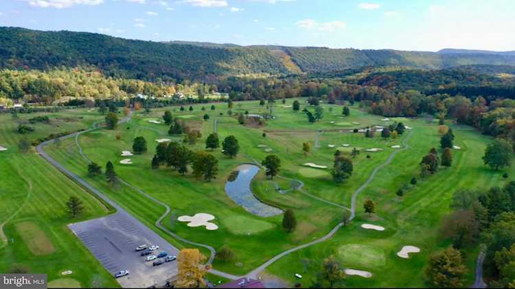 10506 Standing Stone Rd Huntingdon, PA 16652