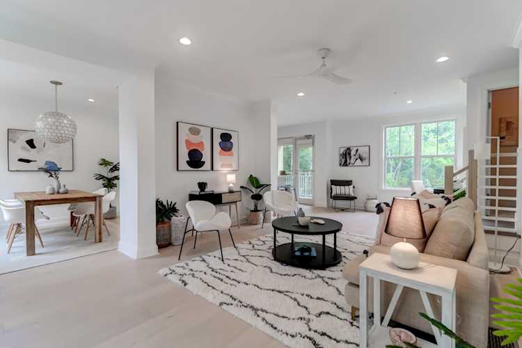 200 River Landing Dr Daniel Island, SC 29492