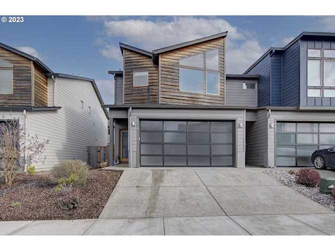 Buy, sell, or invest in property with Donna Roberts Group. Professional real estate services in Camas, WA & surrounding counties as well as Portland, OR Photo 1