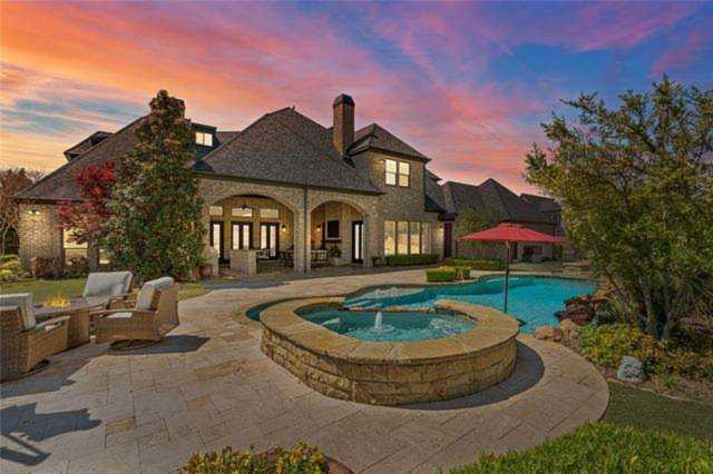 717 Elmbrook Drive Fairview, TX 75069