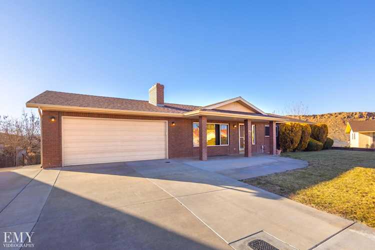 Homes for Sale in St George Utah Real Estate Photo 1