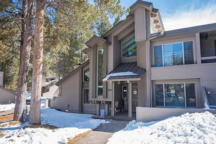 57008 Tennis Village Sunriver, OR 97707 | MLS 220161228 Photo 1