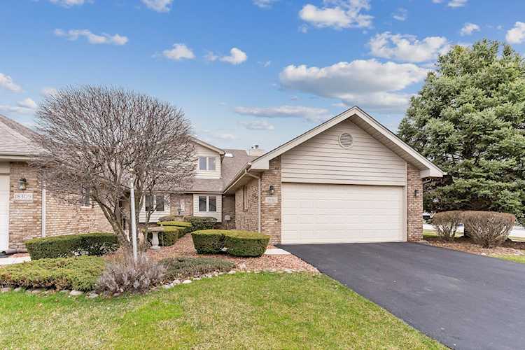 18311 S Pine Wood Ct #1831 Tinley Park, IL 60477 | MLS 11753735 Photo 1