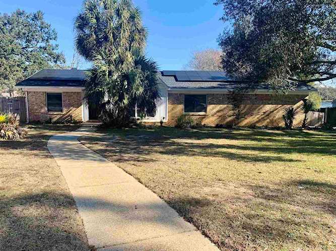 6006 West Shore Dr Pensacola, FL 32526 | MLS 621562 Photo 1