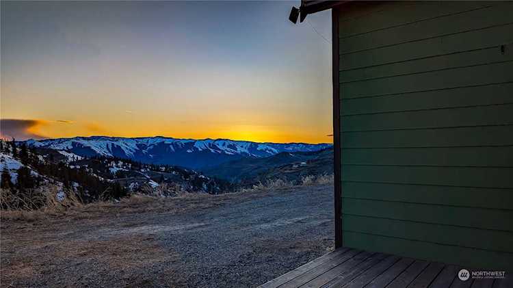 85 Deer Creek Dr Waterville, WA 98858