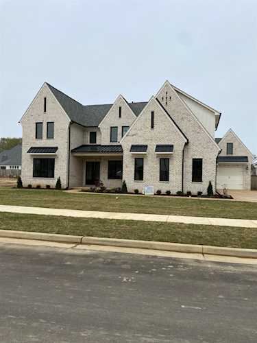4887 Maple Walk Dr Lakeland, TN 38002