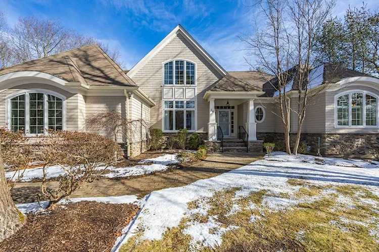 14 Chipping Hill Plymouth, MA 02360 | MLS 73081297 Photo 1