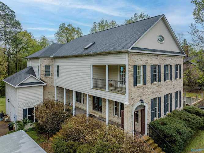 11086 Drennen Drive Tanner, AL 35671