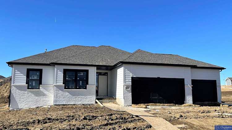 17005 Daniel St Bennington, NE 68007 | MLS 22305286 Photo 1