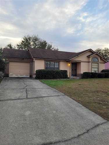 1041 Belvedere Dr Deltona, FL 32725