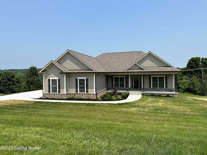 2105 Clarke Pointe Dr Crestwood, KY 40014