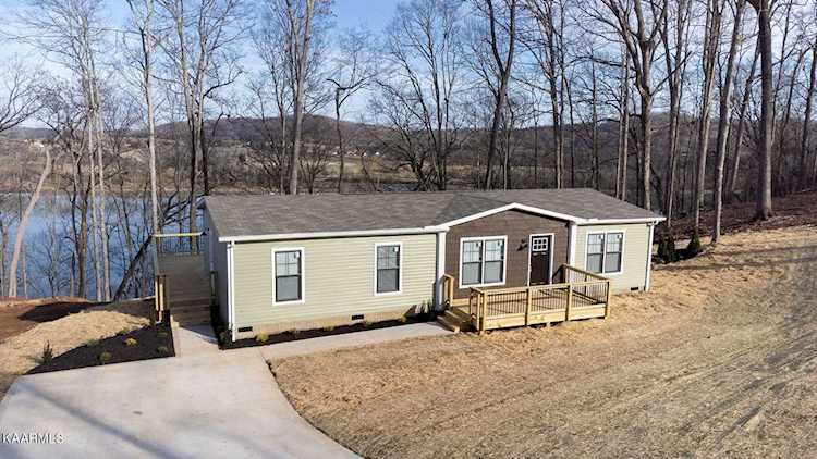 209 Lakeshore Vista Dr Kingston, TN 37763