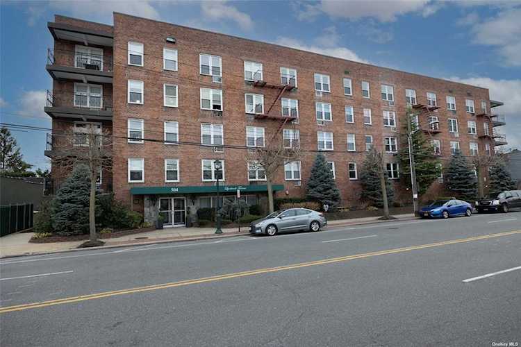 504 Merrick Road #2H Lynbrook, NY 11563