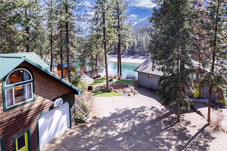 11 Panorama Ln Plains, MT 59859