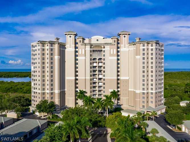 1001 Arbor Lake Dr #1204 Naples, FL 34110