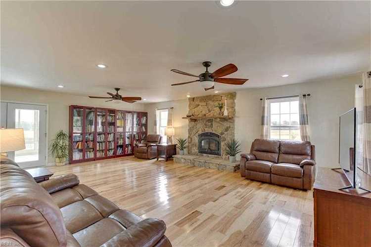 2517 Pittmantown Rd Suffolk, VA 23438