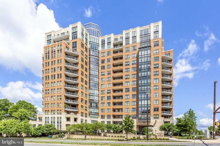 1830 Fountain Dr #1302 Reston, VA 20190