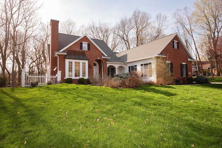 704 Sapphire Court Lafayette, IN 47905