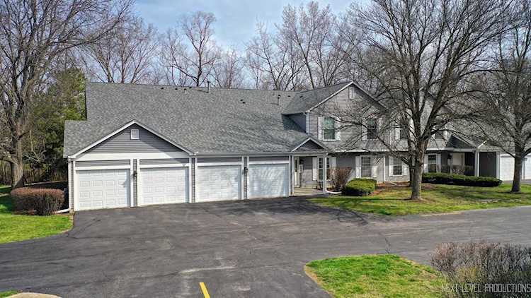 97 Midhurst Ct #102B Naperville, IL 60565 | MLS 11753320 Photo 1