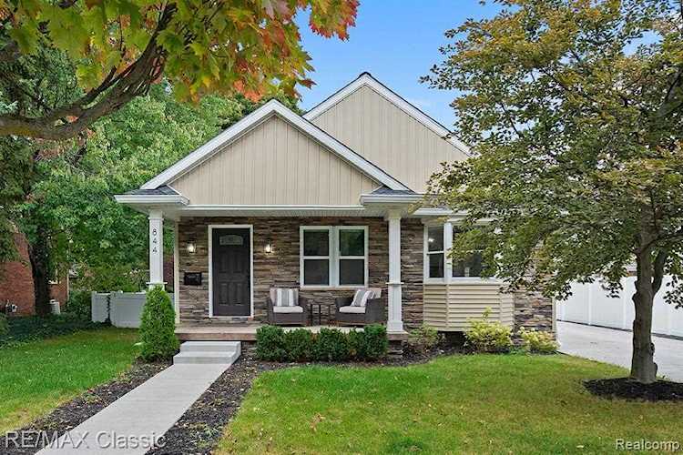 844 Ross St Plymouth, MI 48170 home for sale, MLS#20230005592 | Dwellings Michigan Real Estate Photo 1