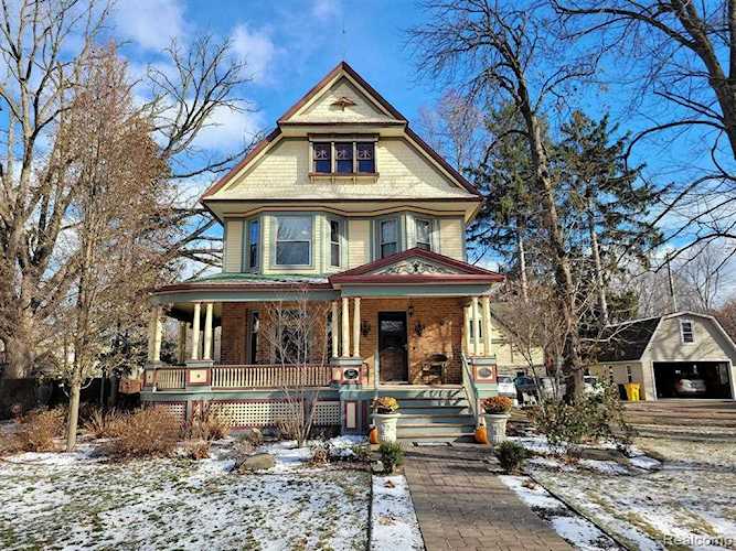 73640 Fulton St Armada Vlg, MI 48005 | MLS 20221063382 Photo 1