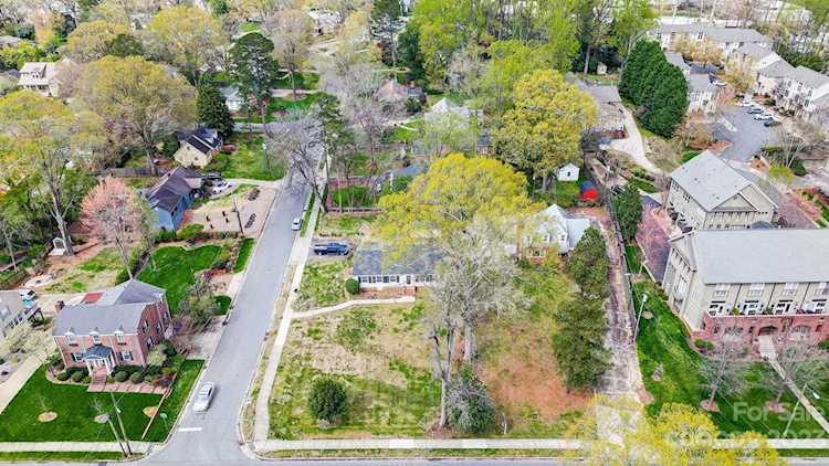 2728 Park Rd Charlotte, NC 28209