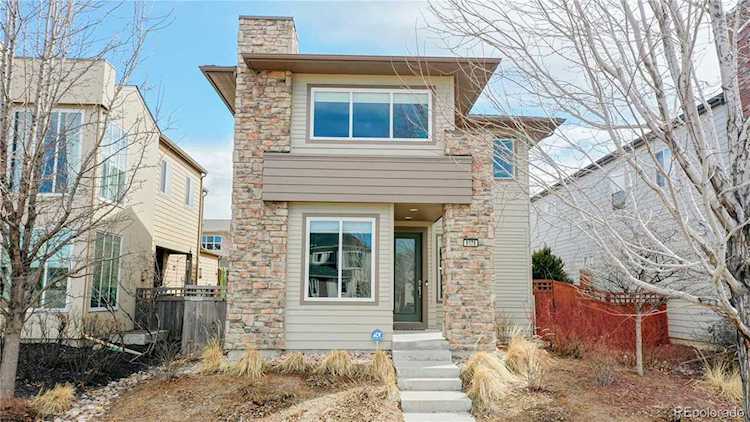 9176 E 35th Ave Denver, CO 80238